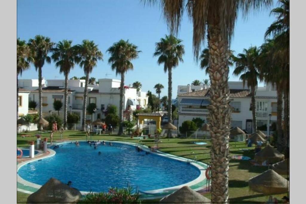 Апартаменты El Penon Idilico Piso A Pie De Playa Салобрения Экстерьер фото